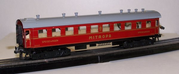 Der Mitropa Speisewagen der Reichsbahn Modellschnellzugwagenserie von Trix Express